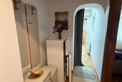 Garsonieră decomandată în 9 Mai - 3