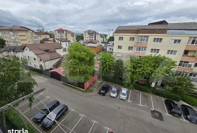 Apartament cu 3 camere decomandat în Micro 12 - 11