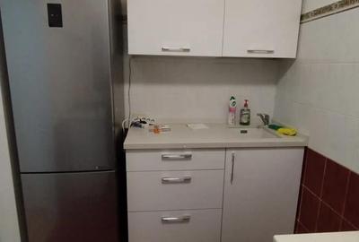 Apartament cu 3 camere decomandat, mobilat în Iancului - 1
