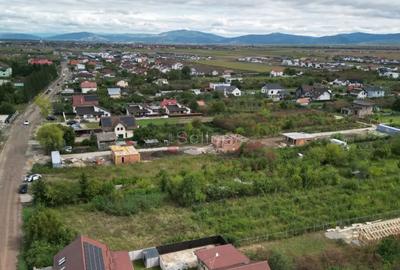 Teren de 1350 mp, în Sânpetru - 14