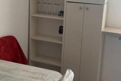 Apartament cu 3 camere decomandat în Racova - 2