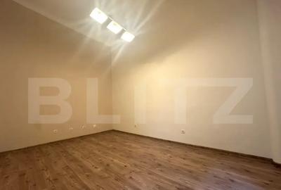 Spațiu comercial, de 52 mp, în Central - 2