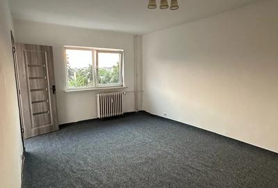 Vand apartament 2 camere decomandate Sarari - 8