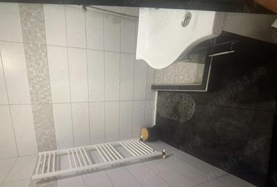 Spațiu comercial, de 60 mp, în Central - 4