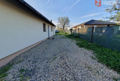 Casa individuala pe parter cu 3 dormitoare | Sanmihaiu Roman - 2