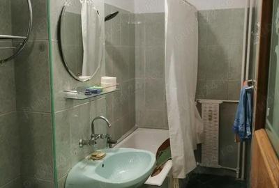 Garsonieră decomandată, mobilată în Tei - 2