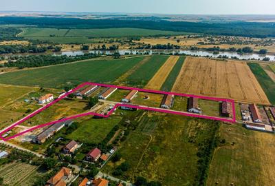 Fermă Mândruloc 2,5 ha - 3