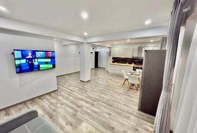 Apartament cu 2 camere decomandat, mobilat în Central