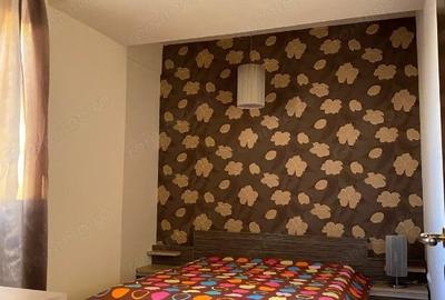 Apartament cu 3 camere decomandat în Metalurgiei