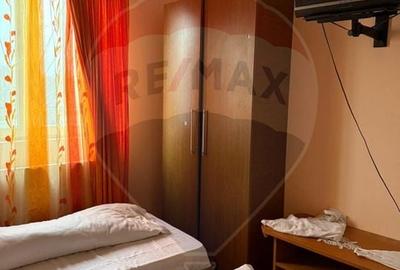 Casă cu 8 camere cu Teren 462 Mp în Central - 8