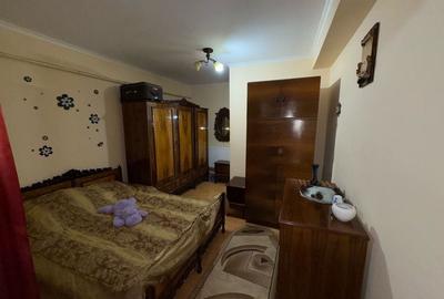Apartament cu 2 camere semidecomandat în Central - 1