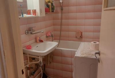 Apartament cu 3 camere decomandat în Central - 8
