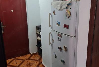 Apartament cu 2 camere semidecomandat în Mătăsari