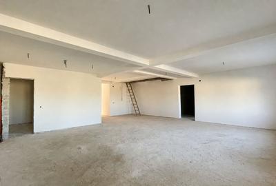 Casă individuală cu 6 camere cu Teren 667 Mp în Central - 4