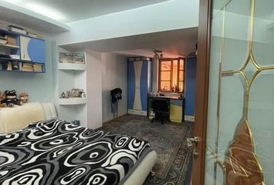 Apartament cu 4 camere decomandat în Țiglina 1 - 8
