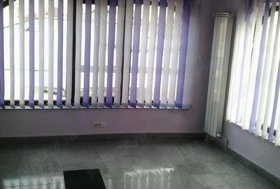 Spațiu comercial, de 14 mp, în ICIL - 2