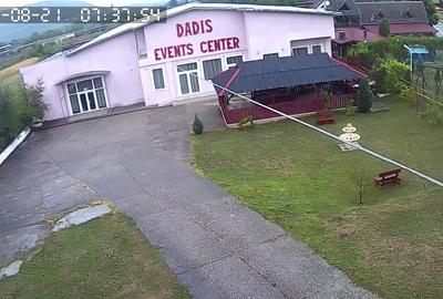 Casă individuală cu 8 camere cu Teren 1920 Mp în Exterior Vest - 2