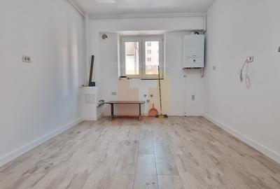 Apartament cu 3 camere decomandat în Mărăței - 2