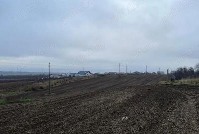 Teren de 23400 mp, în Central - 2