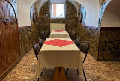 Spațiu comercial, de 1,300 mp, în Siret - 9