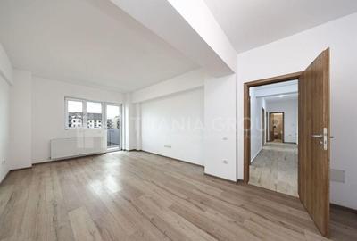 Apartament 3 camere decomandat, 2 bai, parcare, comision 0
