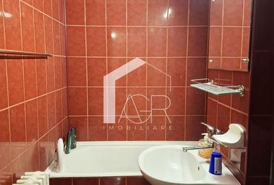 Apartament cu 3 camere decomandat în Republicii - 8