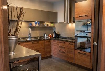 Apartament cu 3 camere semidecomandat, mobilat în Central - 4