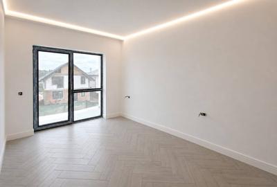 Duplex cu 4 camere cu Canalizare în Popas Păcurari - 5