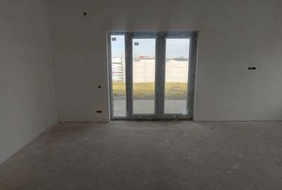 Casă individuală cu 4 camere cu Canalizare în Dragomirești-Deal - 15