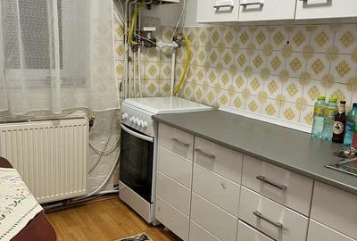 Apartament cu 3 camere decomandat în Central - 2