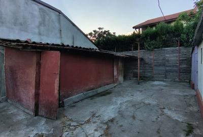 Casă cu 4 camere cu Canalizare în Central - 5