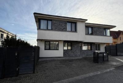 Duplex cu 4 camere cu Canalizare în Europa - 1