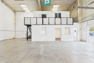 Spațiu industrial, de 167 mp, în UTA - 1
