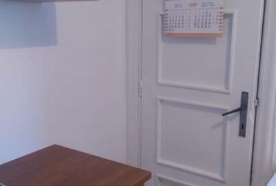 Apartament cu 2 camere nedecomandat, mobilat în Tractorul - 5
