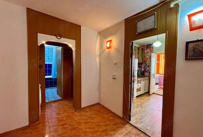 Apartament 2 camere decomandat - 1