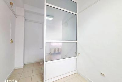 Spațiu comercial, de 37 mp, în Bucium - 2