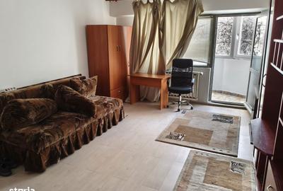 Garsonieră decomandată în Tei - 2