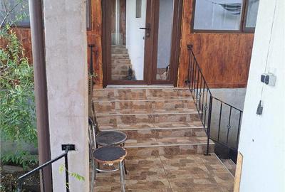 Casă cu Teren 758 Mp în Central - 2