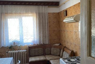 Apartament cu 2 camere decomandat în Orizont - 2
