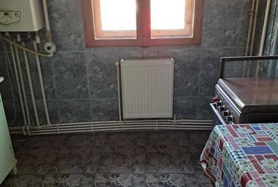 Apartament cu 2 camere decomandat în Central - 3