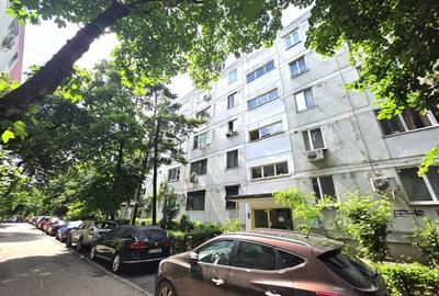 Apartament cu 3 camere decomandat în Rahova - 25
