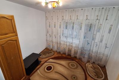 Apartament cu 3 camere semidecomandat în Micro 16 - 3