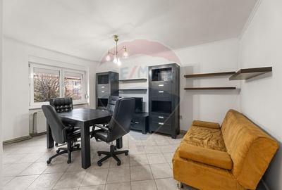 Apartament cu 2 camere semidecomandat, mobilat în Central - 1