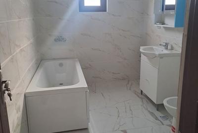 Casă cu 4 camere în Central - 3