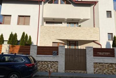 Casă individuală cu 10 camere cu Canalizare în Otopeni - 19