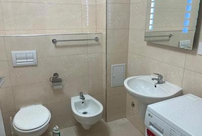 Apartament cu 3 camere decomandat în Nufărul - 5