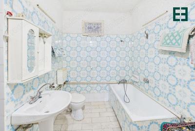 Casă cu 10 camere cu Teren 1437 Mp în Nord - 11