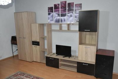 Apartament cu 2 camere semidecomandat în Decebal - 5