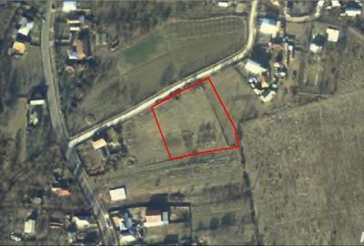 Teren de 700 mp, în Călinești - 2