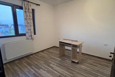 Casă cu 4 camere cu Teren 300 Mp în Central - 4